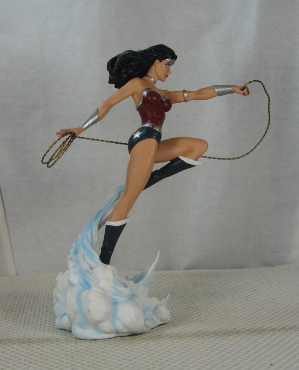 Wonder Woman New 52 Statue Cover Girls of the DC Universe (2012) NEW SEALED - Image 5