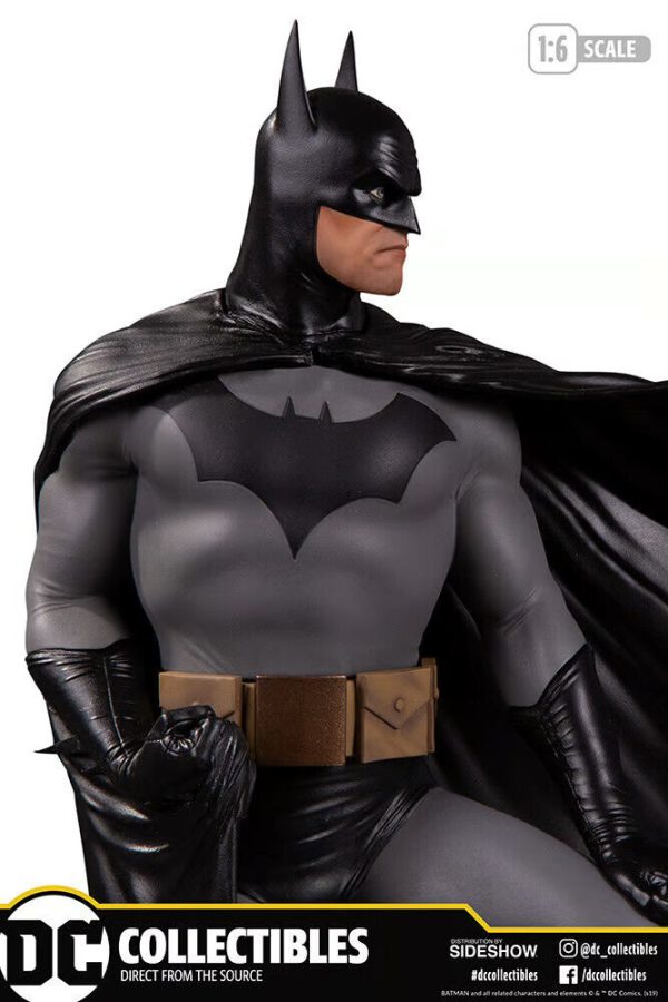 Batman Deluxe Statue 1095/5000 Alex Ross Designer Series DC Collectibles SEALED - Image 2