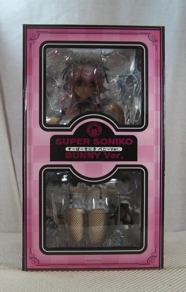 FREEing Super Sonico 1/4 Bunny Figure Statue NEW SEALED - Image 4