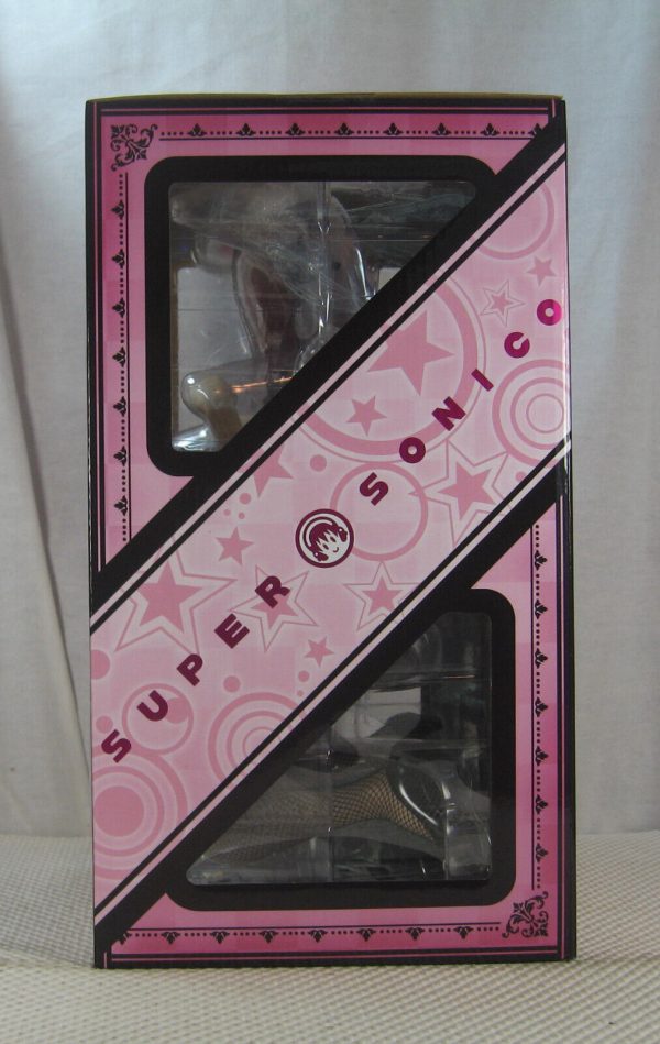 FREEing Super Sonico 1/4 Bunny Figure Statue NEW SEALED - Image 5