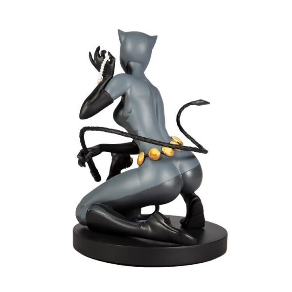 Catwoman Artgerm Statue Designers Series 2555/3504 DC Collectibles NEW SEALED - Image 2