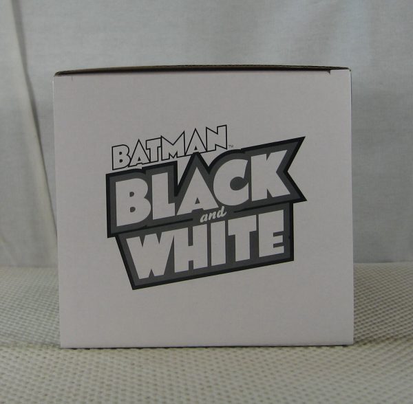 Batman Black and White Statue Gary Frank NEW SEALED - Image 6
