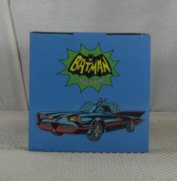 Catwoman Classic 1966 Batman TV Show Bust Julie Newmar Diamond Select NEW SEALED - Image 6