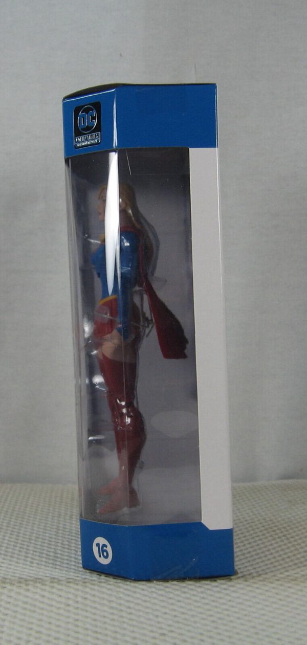 Supergirl DC Essentials Action Figure #16 DC Collectibles NEW SEALED - Image 2