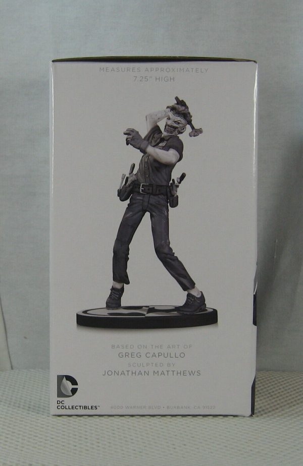 Batman Black and White The Joker Statue by Greg Capullo NEW SEALED - Image 5