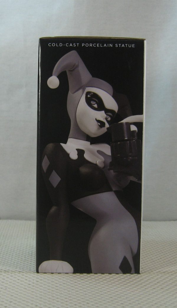 Harley Quinn Black and White Statue 1st Edition 3090/5200 Bruce Timm NEW SEALED - Image 6