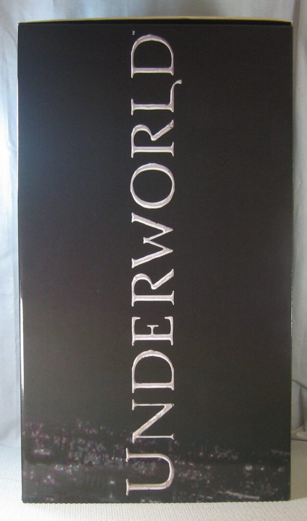 Underworld Lycan 1/4 Exclusive Statue 056/150 HCG Hollywood Collectibles SEALED - Image 5