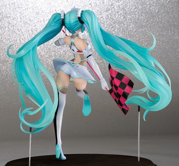 FREEing Hatsune Miku 2012 Racing Figure Good Smile SEALED - Image 2