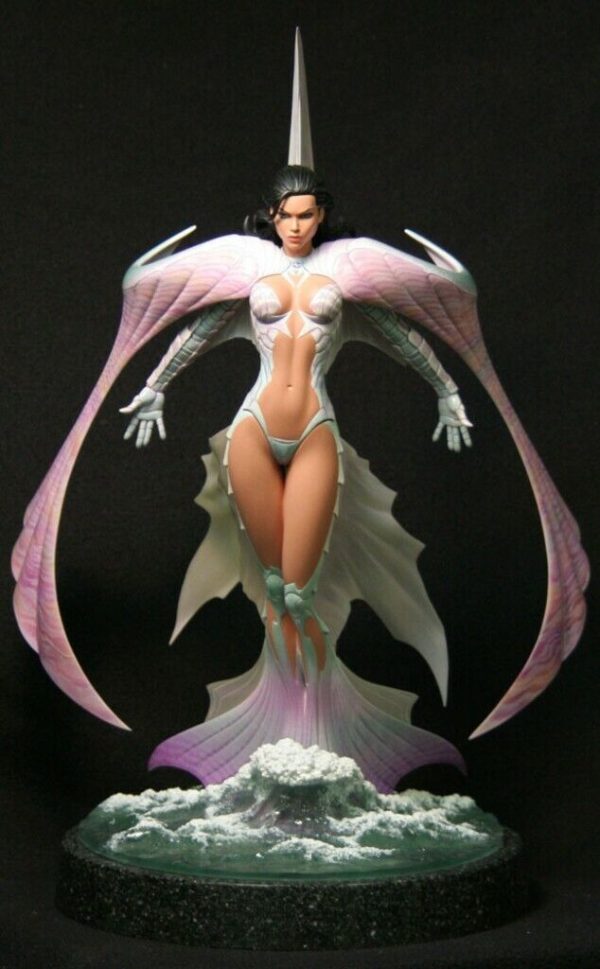 Fathom Aspen Matthews Statue 765/900 Michael Turner BRAND NEW