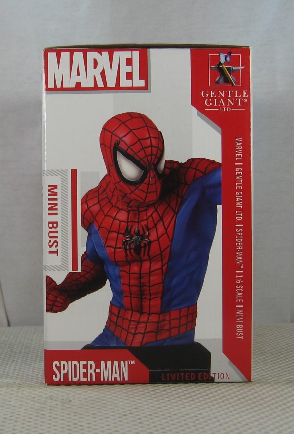 Gentle Giant Spider-Man Mini Bust 890/1200 Classic Red and Blue Suit NEW SEALED - Image 6