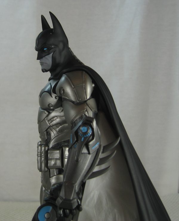 Batman Arkham Asylum Armored Statue DC Collectibles BRAND NEW - Image 13