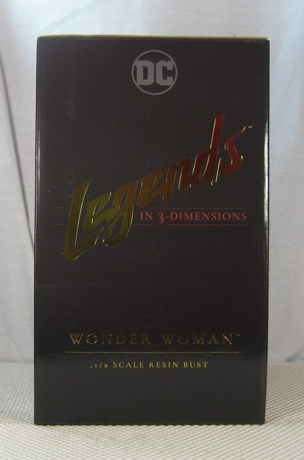 DC Legends in 3D Wonder Woman Animated 1/2 Bust 469/1000 Diamond Select SEALED - Image 3
