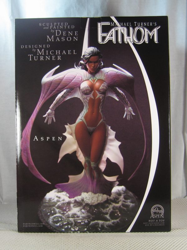Fathom Aspen Matthews Statue 765/900 Michael Turner BRAND NEW - Image 3