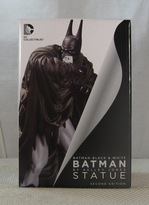 Batman Black and White Statue Kelley Jones 2nd Edition NEW SEALED - Image 2
