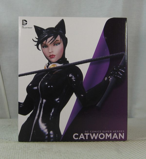 Catwoman Bust DC Comics Super-Heroes Jim Lee New 52 DC Collectibles NEW SEALED - Image 2