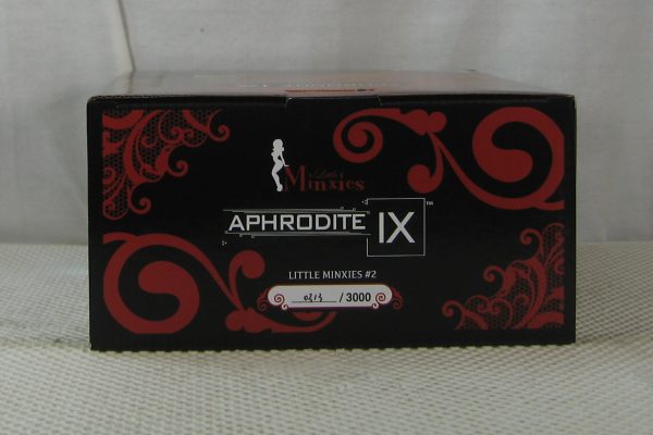 Aphrodite IX Little Minxies Statue 313/3000 with Signed Print Carrasco Moore NEW - Image 9