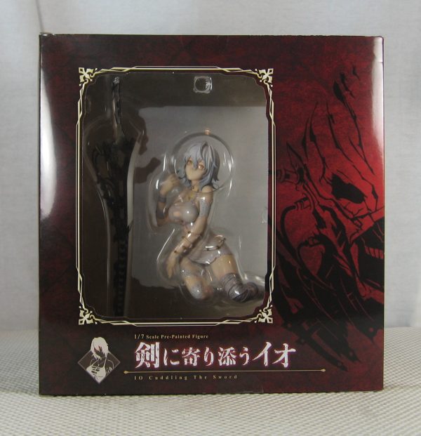 Kotobukiya Code Vein Io ArtFX J 1/7 Statue Cuddling The Sword NEW - Image 4