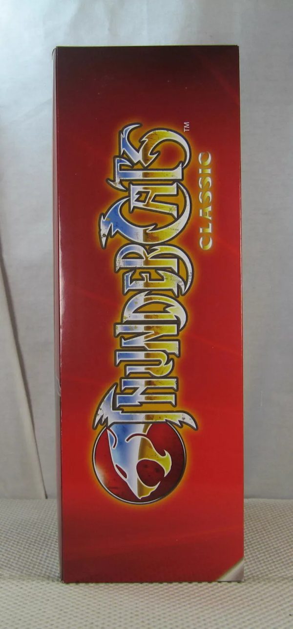 ThunderCats Classic Lion-O with Light-Up Eyes Mega Scale Mezco Exclusive SEALED - Image 4