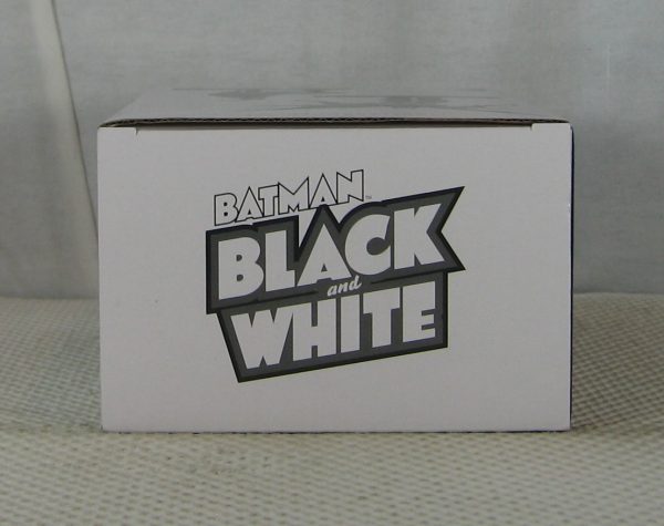 Batgirl Black and White Statue 2328/5200 Babs Tarr & Cameron Stewart NEW SEALED - Image 6
