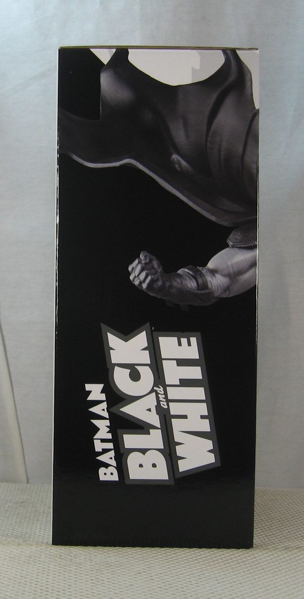 Batman Black and White Statue Olivier Coipel DC Direct McFarlane Toys NEW SEALED - Image 6