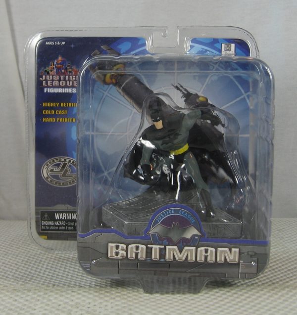 Justice League Mini Statue Set Batman Green Lantern Flash Monogram NEW SEALED - Image 2
