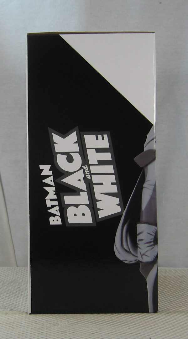 Batman Black and White Statue Mike Mignola Gotham by Gaslight Version NEW SEALED - Image 5