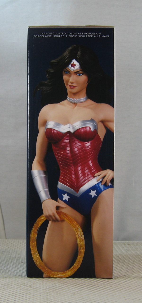 Wonder Woman Statue Cover Girls of the DC Universe Artgerm 4378/5200 NEW SEALED - Image 3