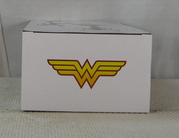 Wonder Woman Statue Cover Girls of the DC Universe Artgerm 4378/5200 NEW SEALED - Image 5