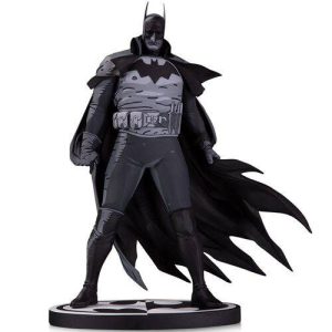 Batman Black and White Statue Mike Mignola Gotham by Gaslight Version NEW SEALED