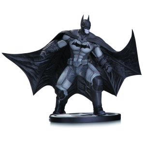 Batman Black and White Arkham Origins Statue DC Collectibles BRAND NEW